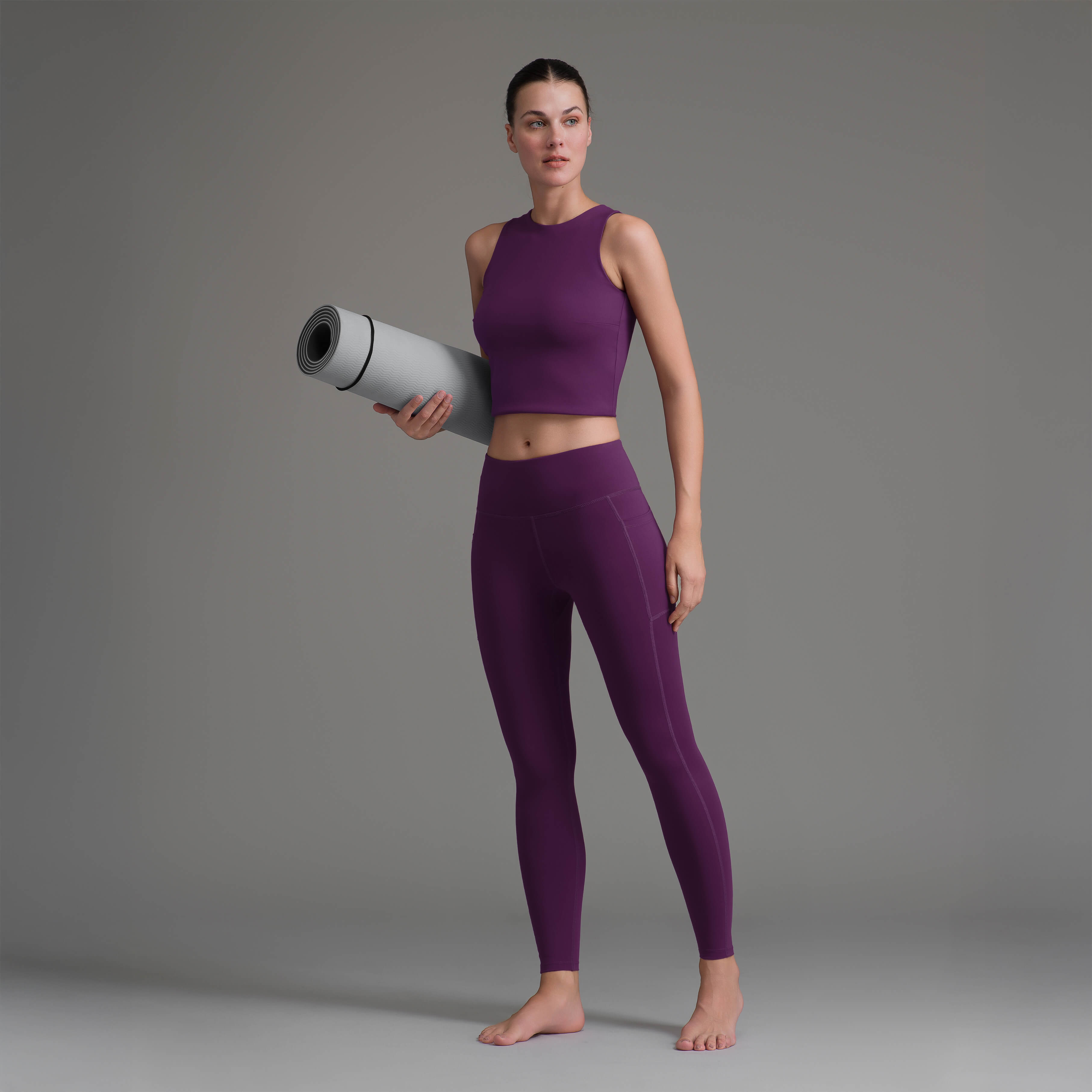 SET - DYNAMIC TOP + DYNAMIC LEGGING