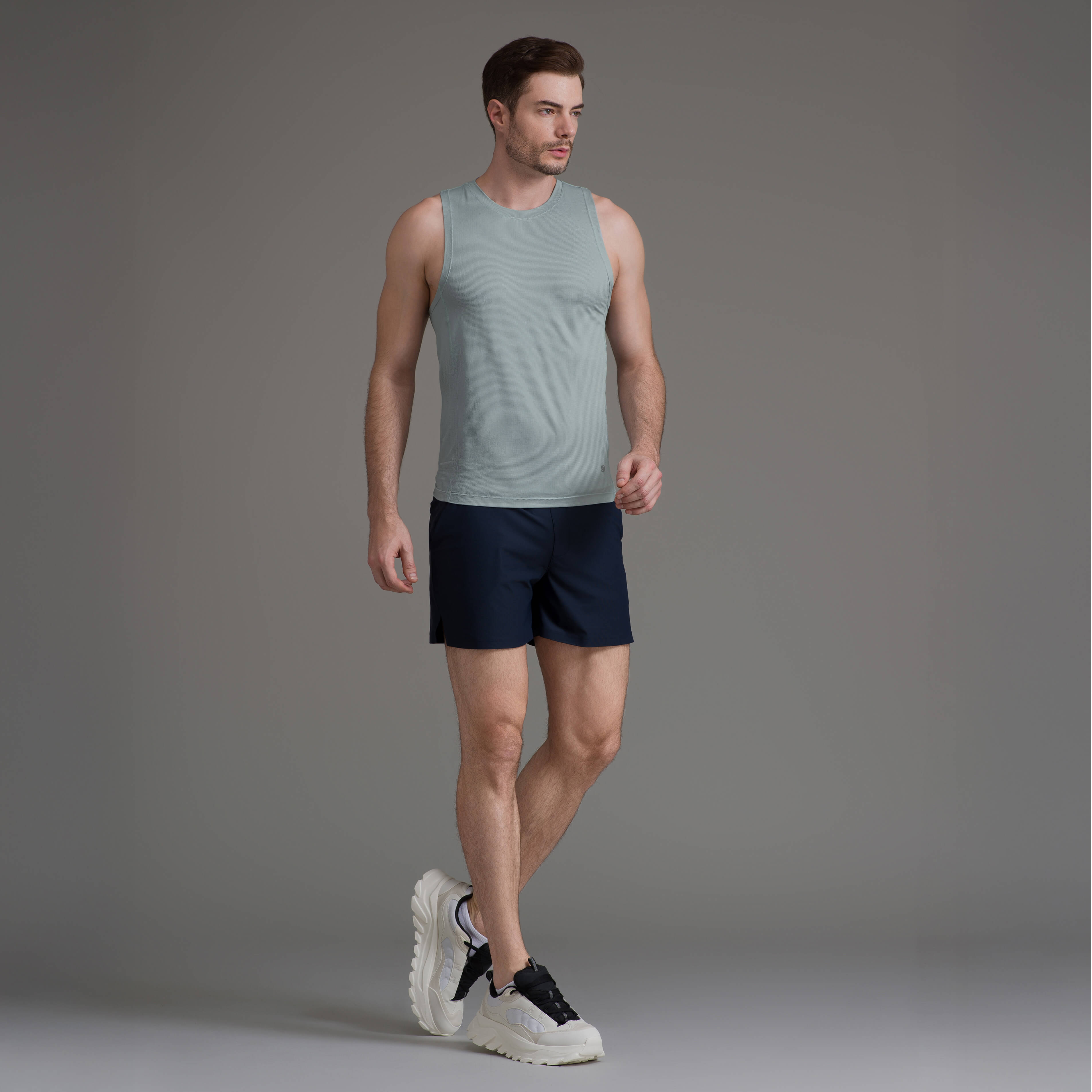 playera-sin-mangas-tank-deportivo-hombre-performance-atlekx.