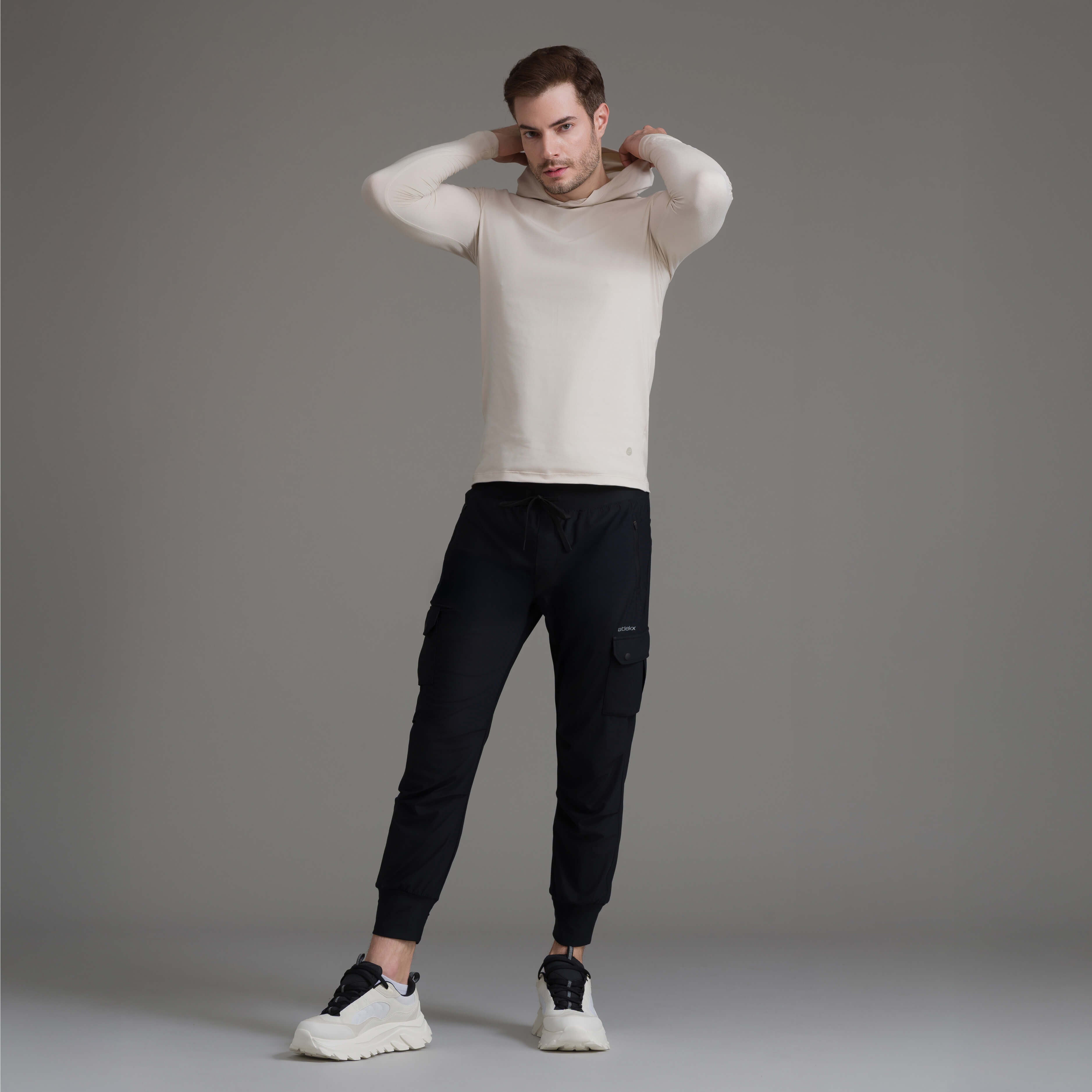 hoodie-deportiva-ligera-hombre-quest-light-atlekx.
