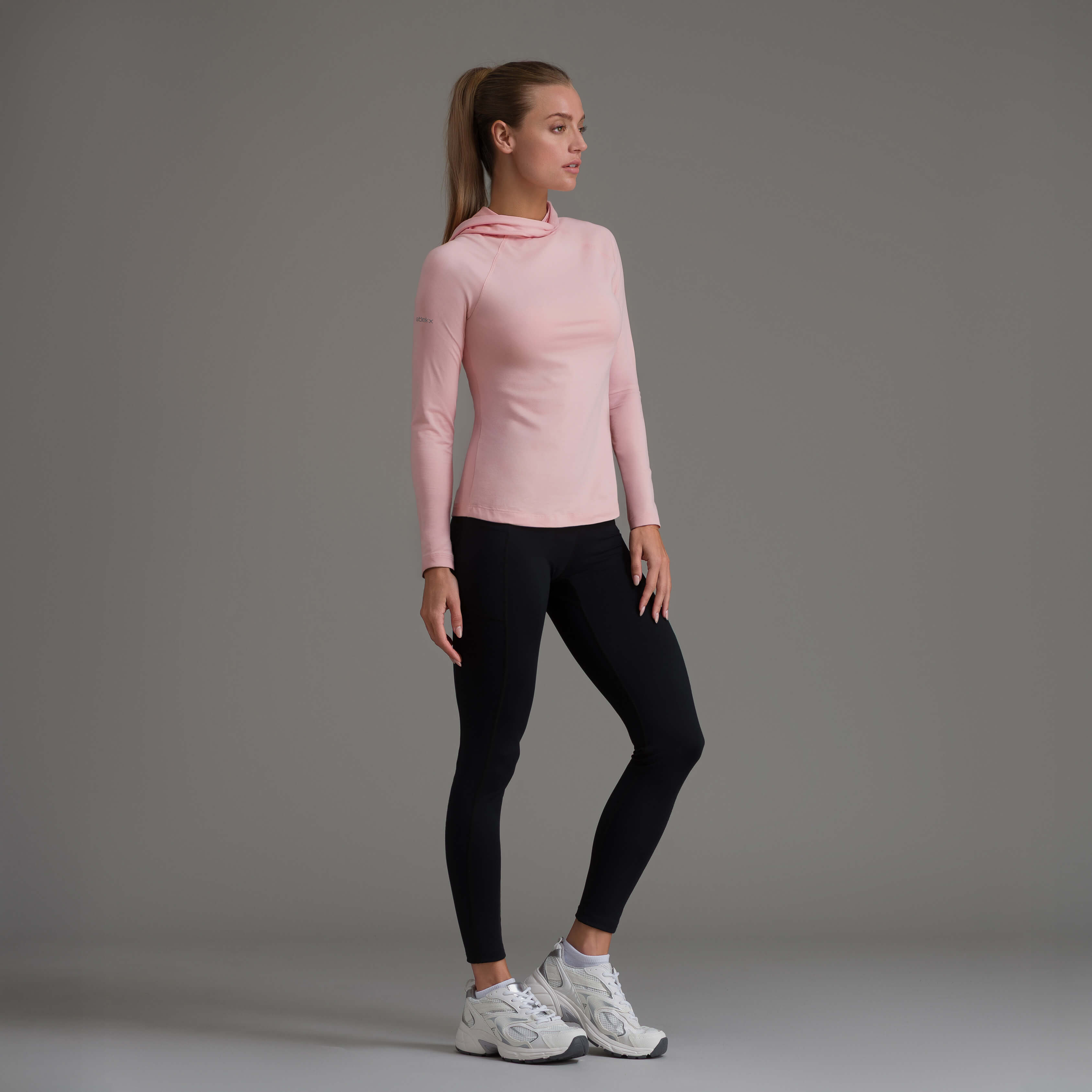 hoodie-deportiva-mujer-quest-light-atlekx.