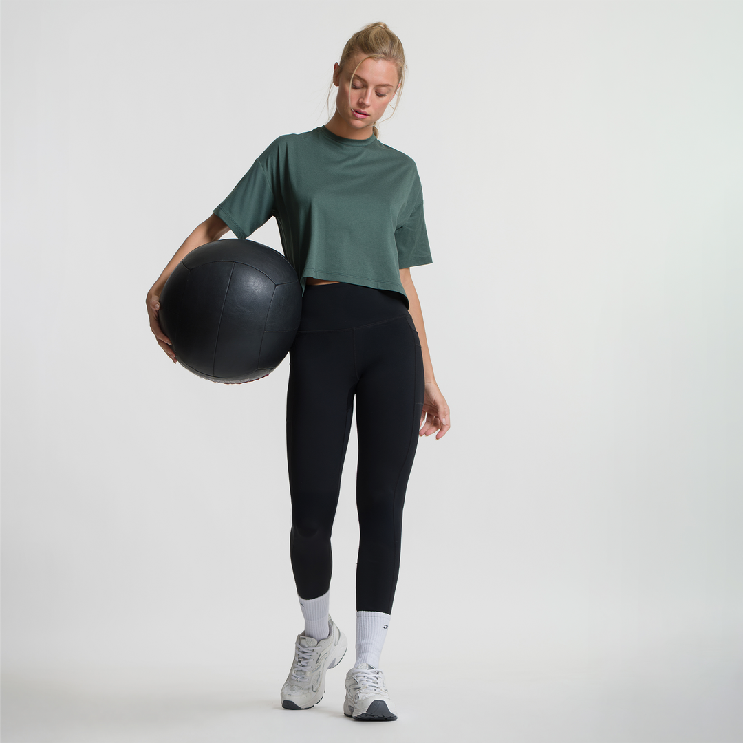 Playera casual corta verde para mujer, cuello redondo y manga corta