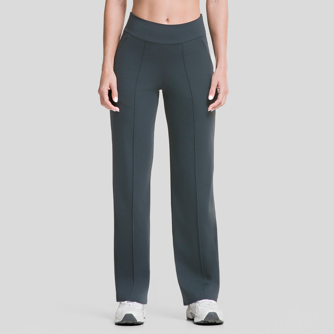 Pantalón deportivo mujer pierna ancha color verde oscuro, cintura elástica y corte recto