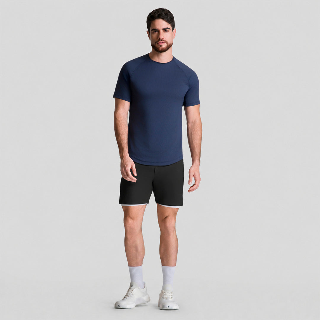 Playera deportiva de hombre azul marino, cuello redondo y manga corta