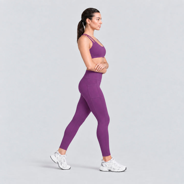 Conjunto bra deportivo tirantes strappy y legging deportivo dynamic