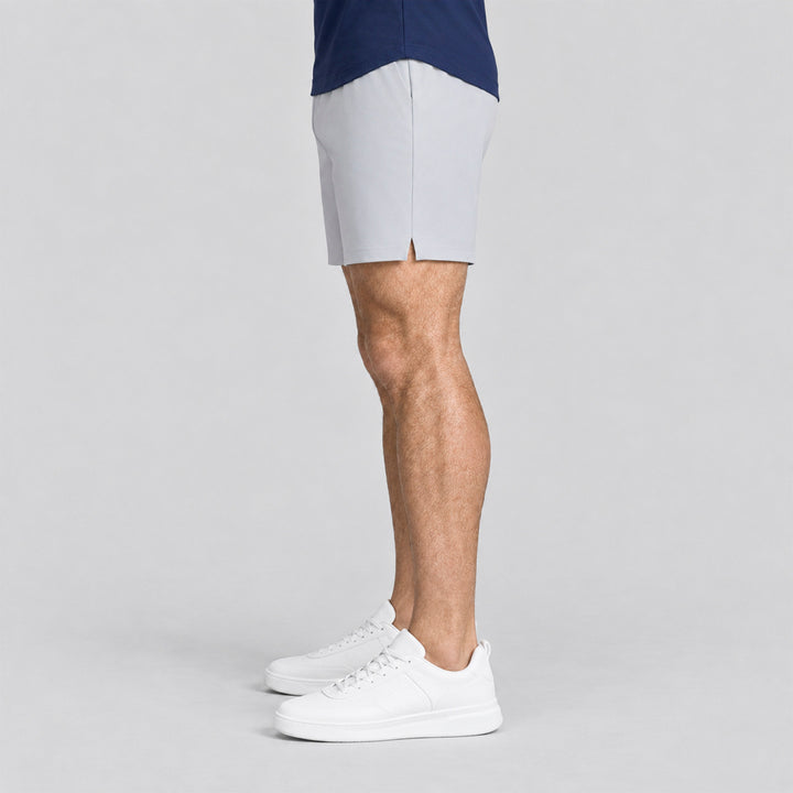 Pantalón corto 2 en 1 de hombre azul marino con dobladillo recto y costura lateral