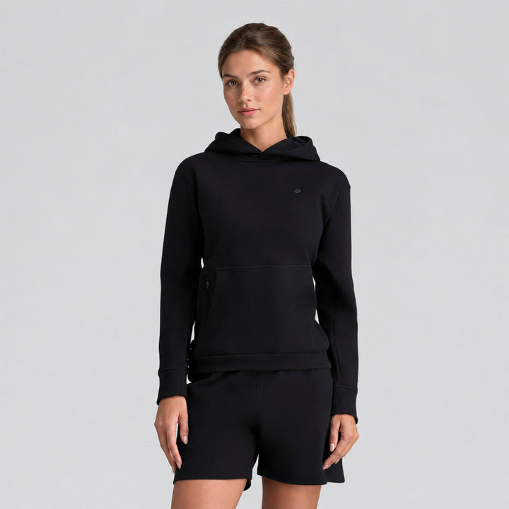 Sudadera con gorro negra y shorts a juego, bolsillo canguro