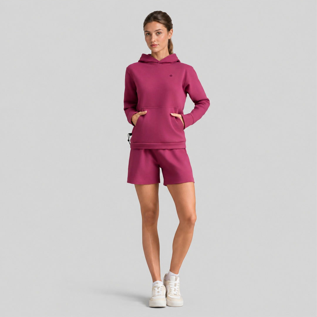 Sudadera con gorro granate y short a juego, bolsillo tipo canguro