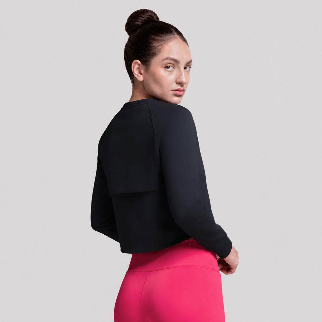 Sudadera corta negra Panther de mujer con cuello redondo y mangas largas